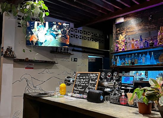 costa-rica/tilaran-range/bar/whale-tail-brewery-cr