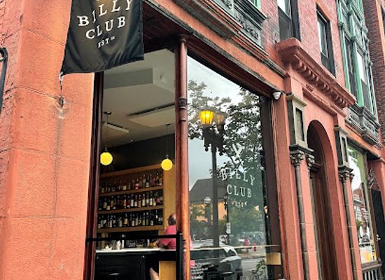 new-york/buffalo/allentown/bar/billy-club