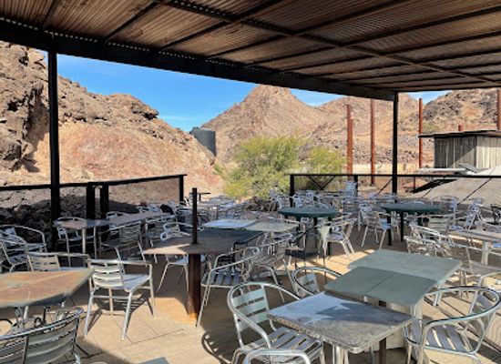 arizona/sierra-ancha/bar/nellie-e-saloon-the-desert-bar