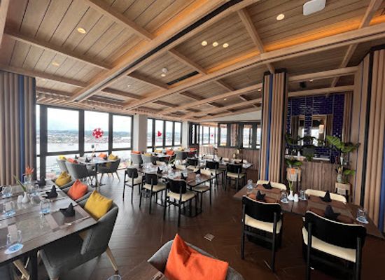 indonesia/east-kalimantan/bar/skyhouse-rooftop-restaurant