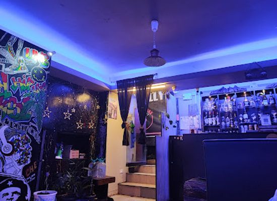 india/gangtok/bar/bellyfull-restro-bar