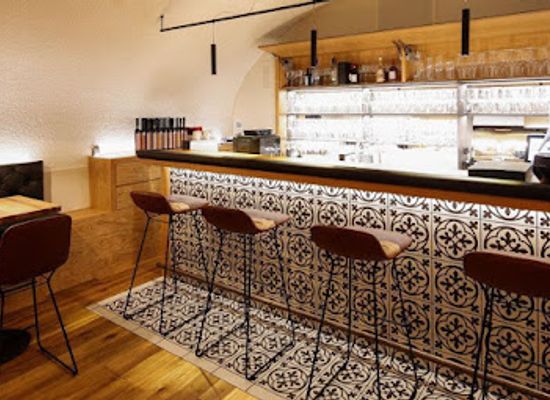 liechtenstein/mauren/bar/wy-weinbar