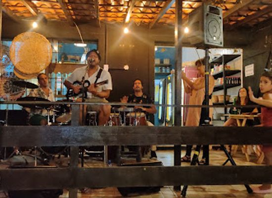 brazil/salvador/rio-vermelho/bar/mercearia-bar