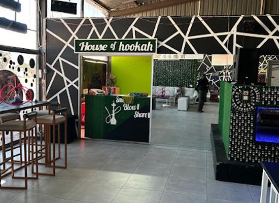 namibia/damaraland/bar/wizy-man-lounge-restaurant-ongwediva