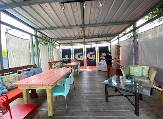 puerto-rico/vieques-island/bar/rising-roost-guake-te