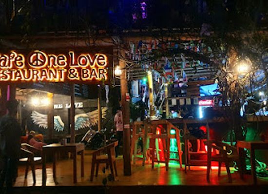 sri-lanka/badulla-district/bar/cafe-one-love