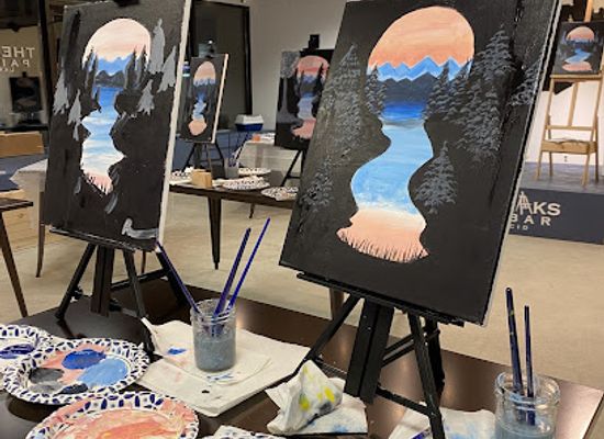 new-york/adirondack-mountains/bar/the-peaks-paintbar