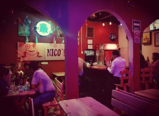 guatemala/guatemala-city/bar/nicos-bar