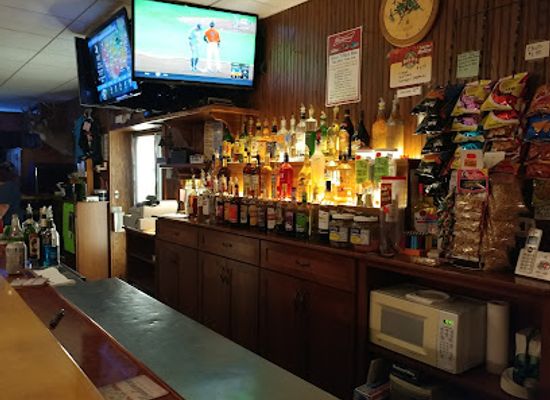 wisconsin/great-river-road/bar/tuna-s-bar