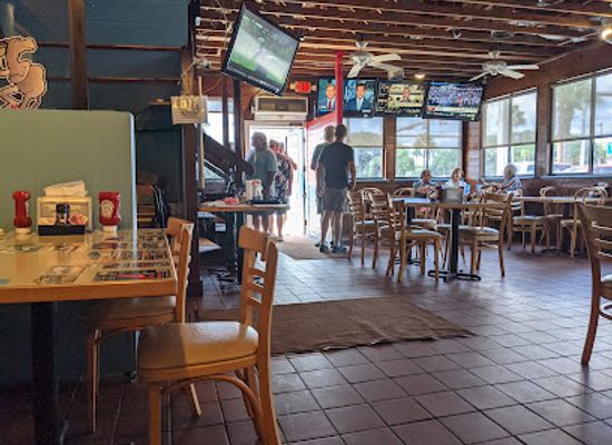 florida/st-augustine-beach/bar/world-famous-oasis-restaurant