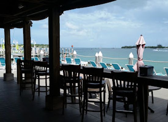 florida/florida-keys/bar/sunset-tiki-bar