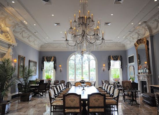 louisiana/plantation-country/bar/the-carriage-house-restaurant