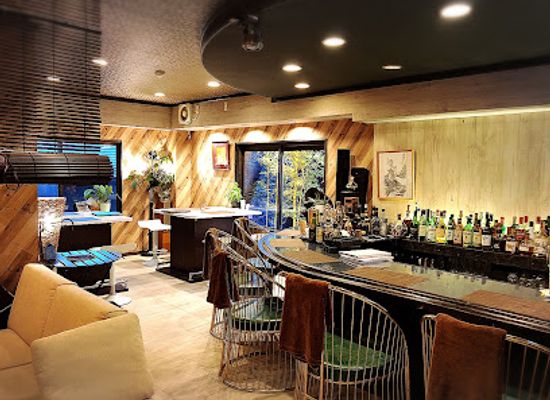 japan/yufuin/bar/cafe-et-bar-bartholdi