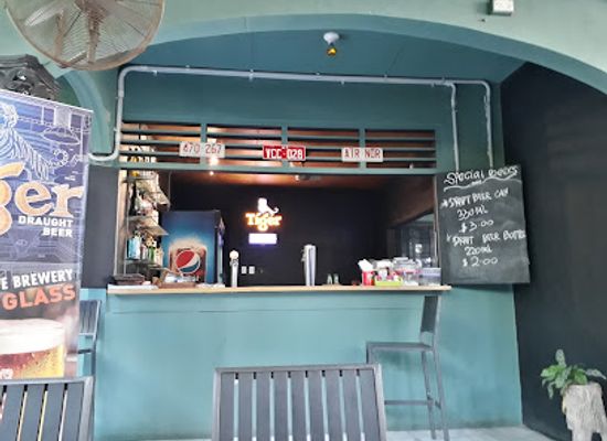 timor-leste/manufahi/bar/spooners-bar-and-grill