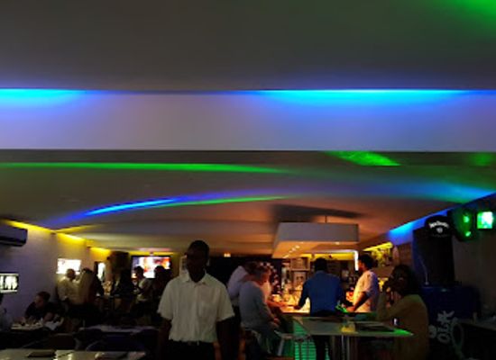 cote-d-ivoire/abidjan/marcory/bar/le-bar-blanc