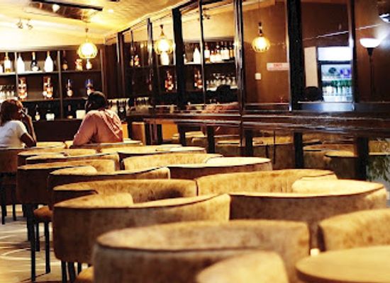 cameroon/littoral/bar/therapy-lounge