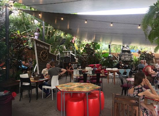 australia/magnetic-island/bar/scallywags