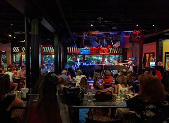 michigan/west-michigan/bar/mojo-s-dueling-piano-bar-restaurant