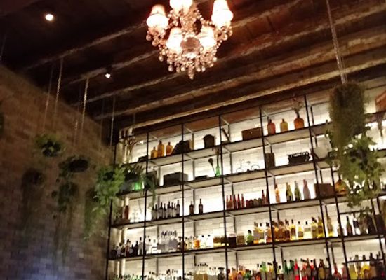 guatemala/antigua-guatemala/bar/charleston-antigua