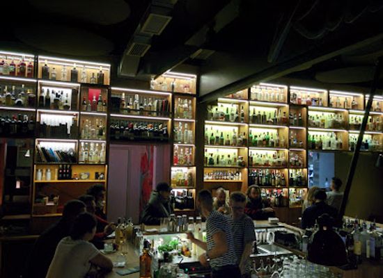 italy/milan/navigli/bar/rita