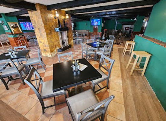 malta/victoria-lines/bar/molly-malone-s-sport-bar-and-kitchen
