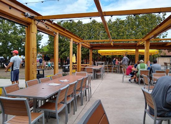 wisconsin/door-peninsula/bar/stabbur-beer-garden