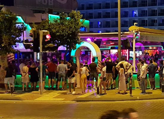 cyprus/makronissos-peninsula/bar/tommy-s-pub