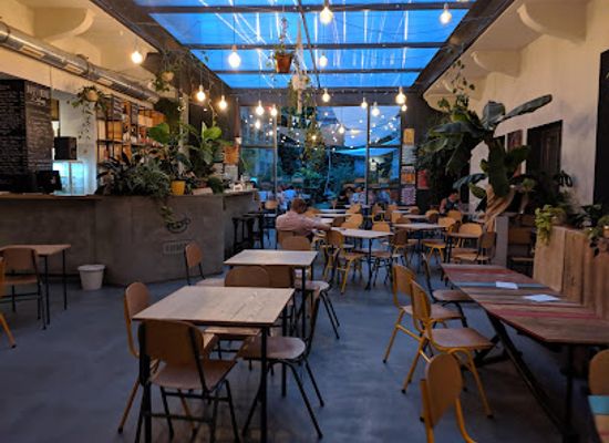 hungary/csallokoz/bar/lumen-cafe