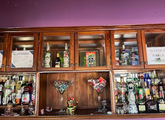 honduras/yoro-region/bar/bar-y-restaurante-los-copanecos