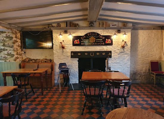 united-kingdom/south-glamorgan/bar/the-six-bells
