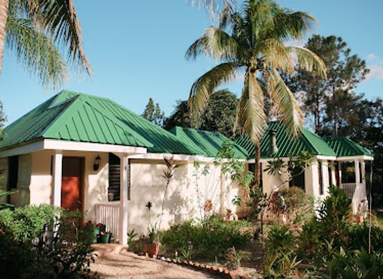 belize/mountain-pine-ridge/bar/hidden-valley-wilderness-lodge