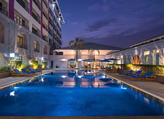myanmar-burma/shan-plateau/bar/mercure-yangon-kaba-aye