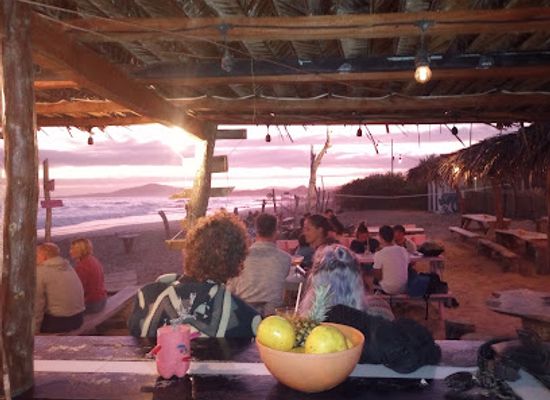 ecuador/galapagos-islands/bar/pink-iguana-bar