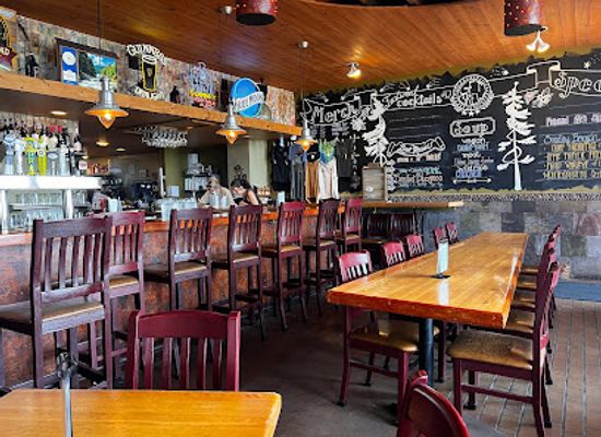 minnesota/gunflint-trail/bar/gun-flint-tavern