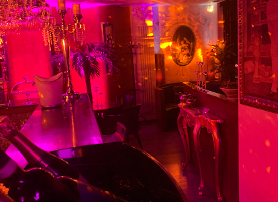 albania/mat/bar/bonaparte-wine-bar