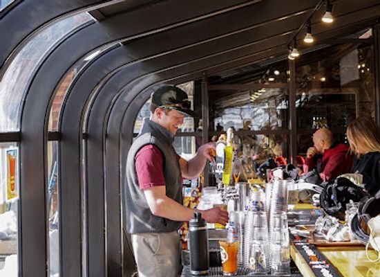 utah/snowbird-ski-resort/bar/goldminer-s-daughter-slopeside-cafe