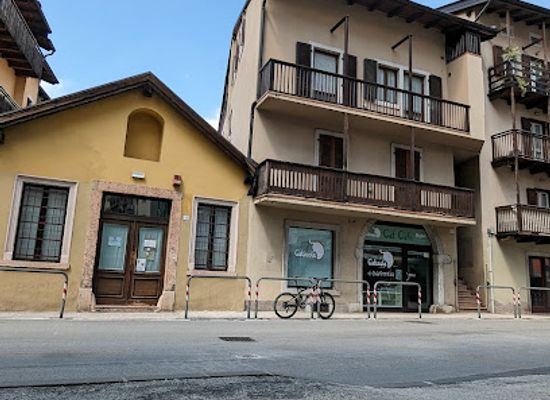 italy/trentino/bar/gatizole-cat-cafe