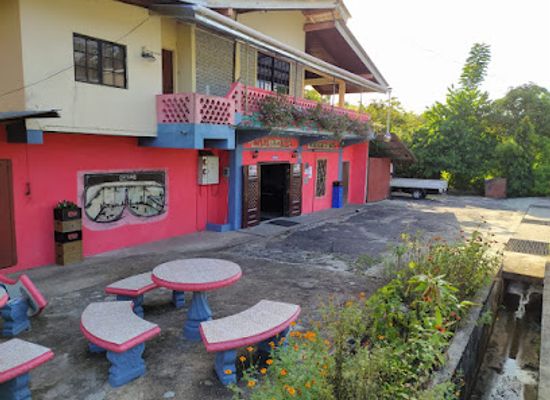 trinidad-and-tobago/mayaro/bar/cover-girls-restaurant-bar
