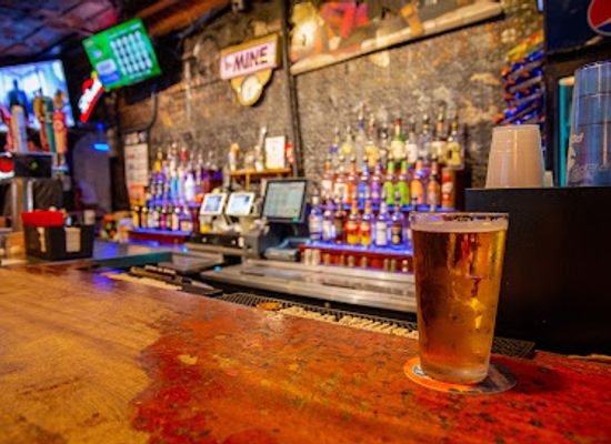 ohio/hocking-hills/bar/the-mine-tavern
