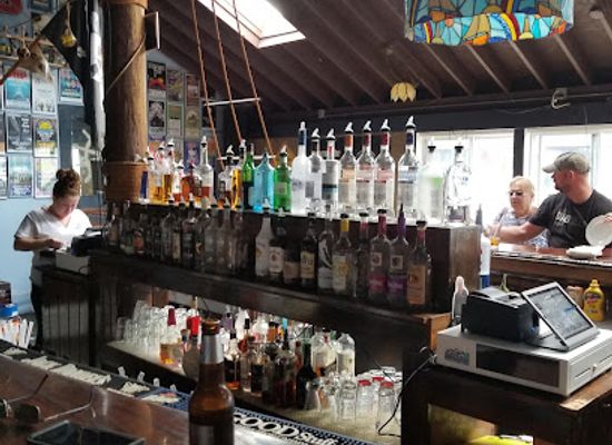 new-york/thousand-islands/bar/riverboat-bar