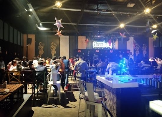 india/telangana/bar/loko-rooftop-bistro-and-bar