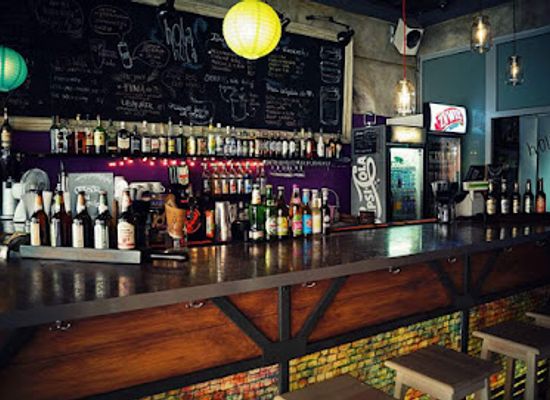 poland/poznan/stare-miasto/bar/hola-hola-bar