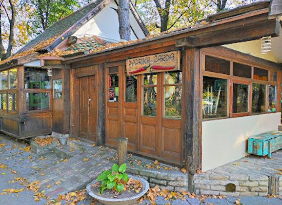 serbia/palic-lake/bar/paprika-carda