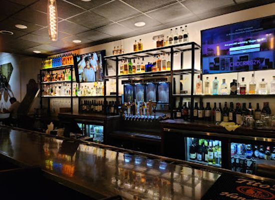 texas/panhandle/bar/cask-cork