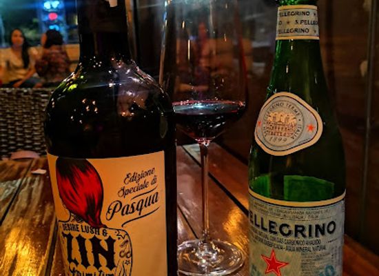 honduras/central-highlands/bar/the-winery