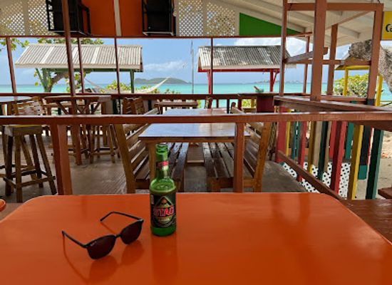 grenada/guava/bar/hardwood-bar