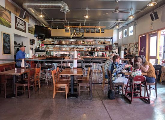washington/the-palouse/bar/palouse-caboose-bar-and-grill