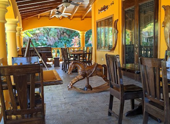 belize/the-cayes/bar/bahay-fiesta-restaurant-bar