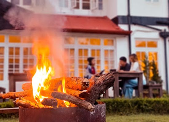 myanmar-burma/kalaw/bar/sisson-s-restaurant-heritage-bar