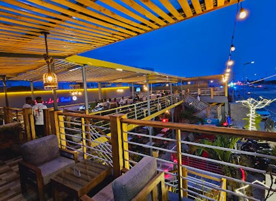 benin/ouidah-beach/bar/newland-beach-restaurant
